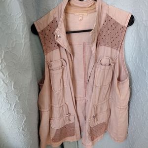Stylish pink vest